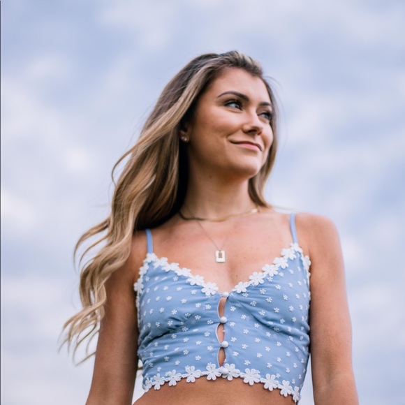 Meet your Posher, Niki - Picture 1 of 8